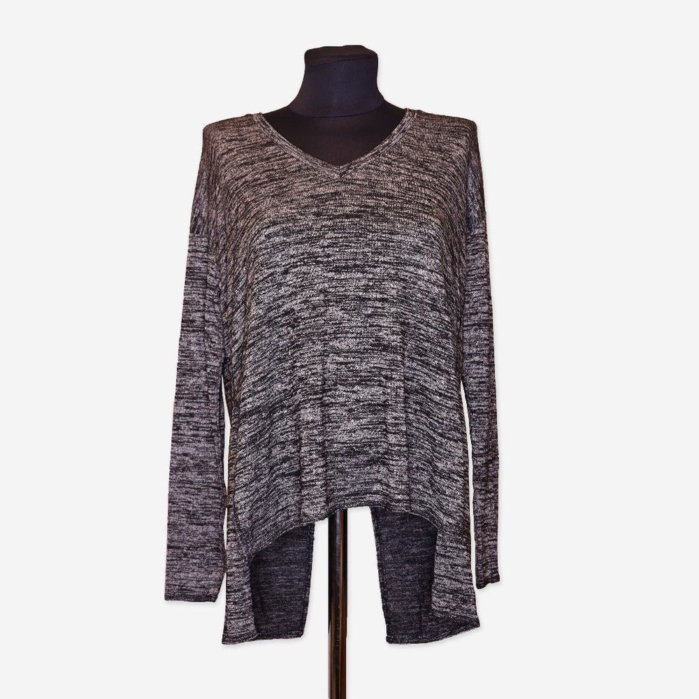 Aritzia Split Back V-Neck Top Sz XXS